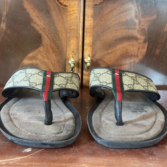 Gucci GG Flip Flop Sandals - Picture 1 of 8